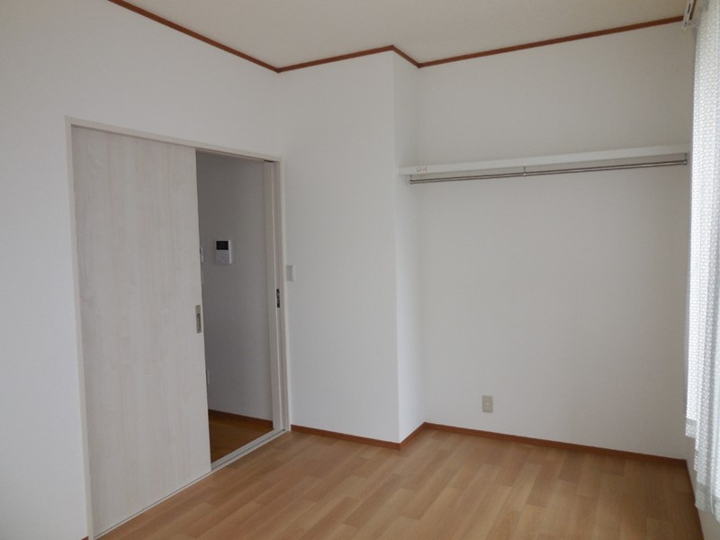 クリックで写真を表示:物件番号:I1025091/居住用/売家/令和3年12月リフォーム済み!/新潟県新潟市東区/2,150万円/東山の下小学校/藤見中学校/令和3年12月リフォーム済み! 物件番号:I1025091/居住用/売家/令和3年12月リフォーム済み!/新潟県新潟市東区/2,150万円/東山の下小学校/藤見中学校/令和3年12月リフォーム済み!