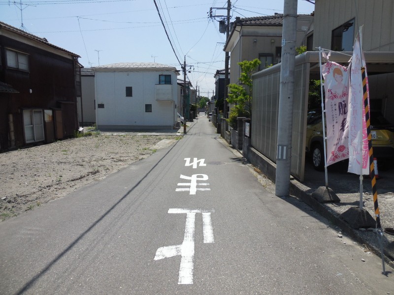 クリックで写真を表示:物件番号:T1250531/居住用/土地/更地/新潟県新潟市東区/2,066万円/木戸小学校/東新潟中学校/県道3号線沿い、東区役所まで約300m! 物件番号:T1250531/居住用/土地/更地/新潟県新潟市東区/2,066万円/木戸小学校/東新潟中学校/県道3号線沿い、東区役所まで約300m!